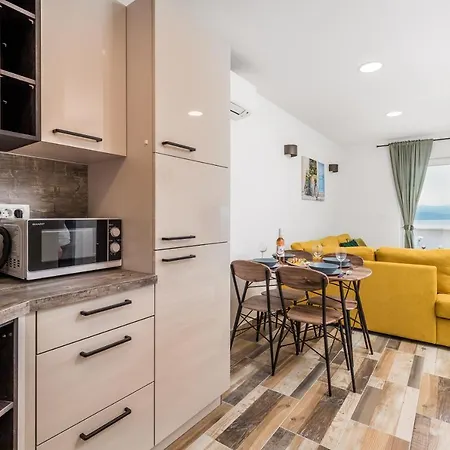 Apartment Zita Lovran *