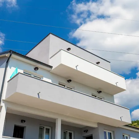 Zita Lovran Apartment